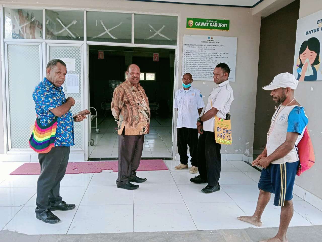 Tenaga Medis Banyak Pulang, Sekda Yalimo Kunjungi RS