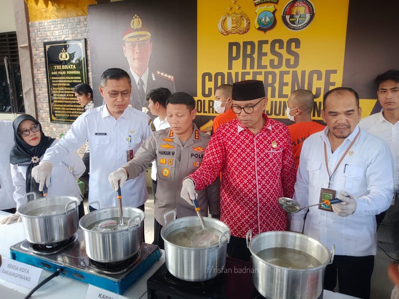 Musnahkan 9 Kg Sabu
